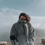 Cómo elegir ropa de pesca resistente al viento.