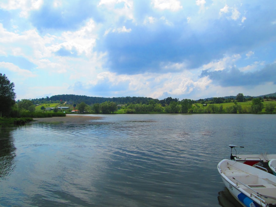 Photo fishing rivers with sandy banks