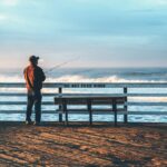 Pesca de bagres en ríos con pozas profundas.
