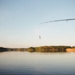 Pesca en mares con actividad volcánica submarina: preparación y equipo.