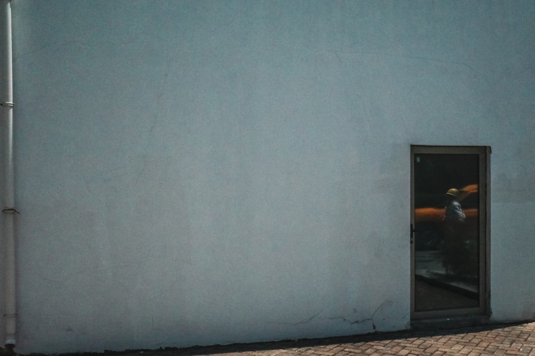 Photo avoid accidental captures