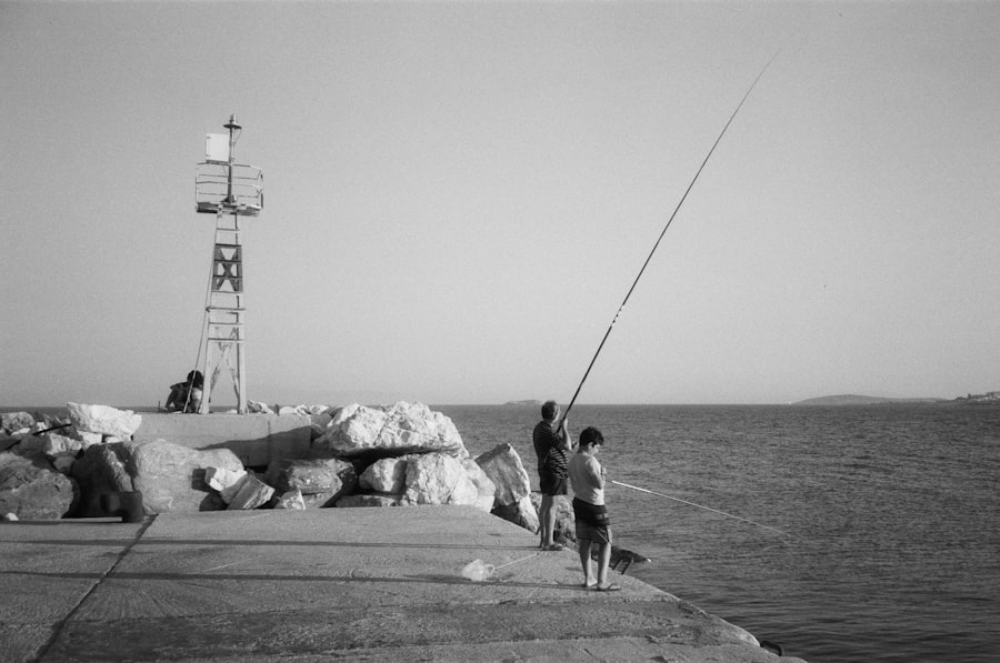 Photo Fishing in stagnant waters during the summer