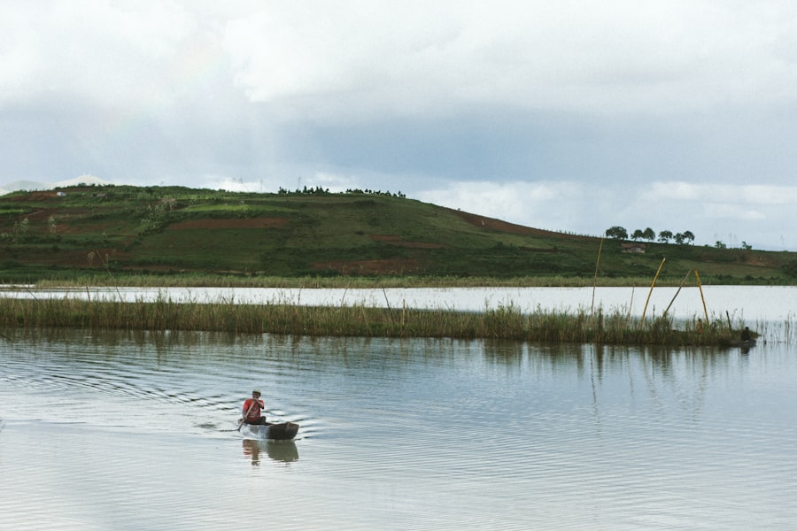 Photo fishing with floating baits in dense algae areas